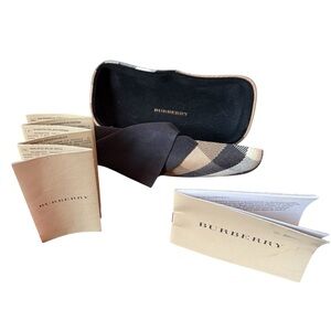 Authentic Burberry Eyeglass Sunglass Case Nova Check with glass cleaner cloth